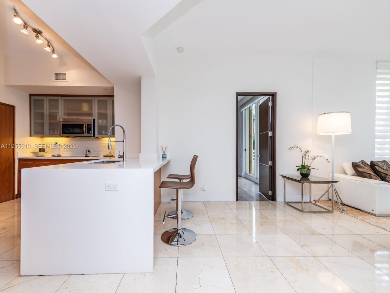 888 Brickell Key Dr, Unit 210, Miami, FL 33131 Photo