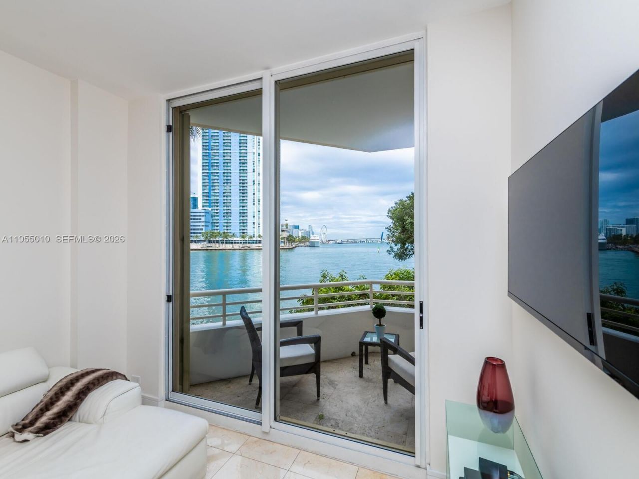 888 Brickell Key Dr, Unit 210, Miami, FL 33131 Photo