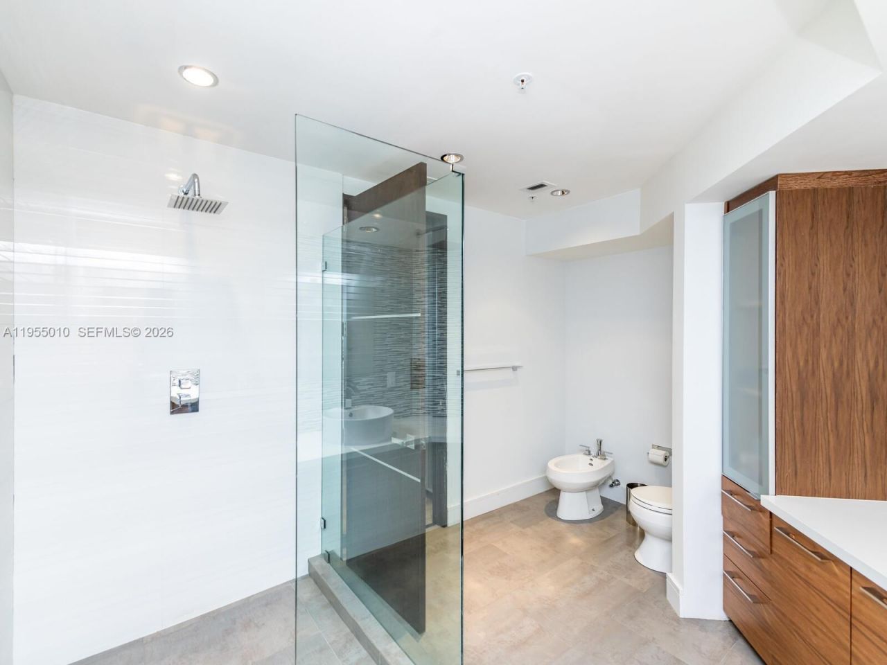 888 Brickell Key Dr, Unit 210, Miami, FL 33131 Photo