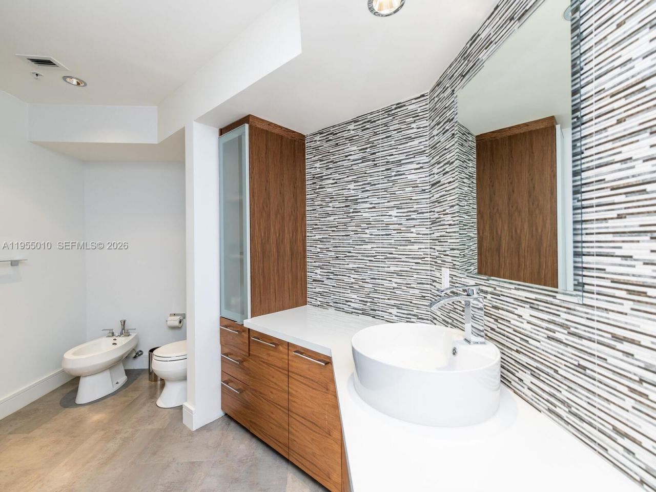 888 Brickell Key Dr, Unit 210, Miami, FL 33131 Photo