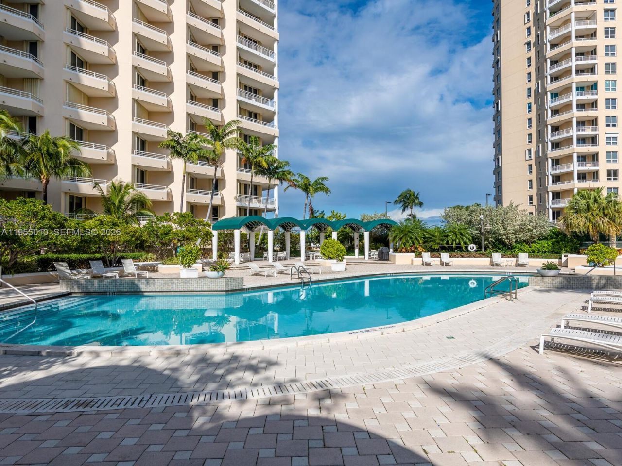 888 Brickell Key Dr, Unit 210, Miami, FL 33131 Photo