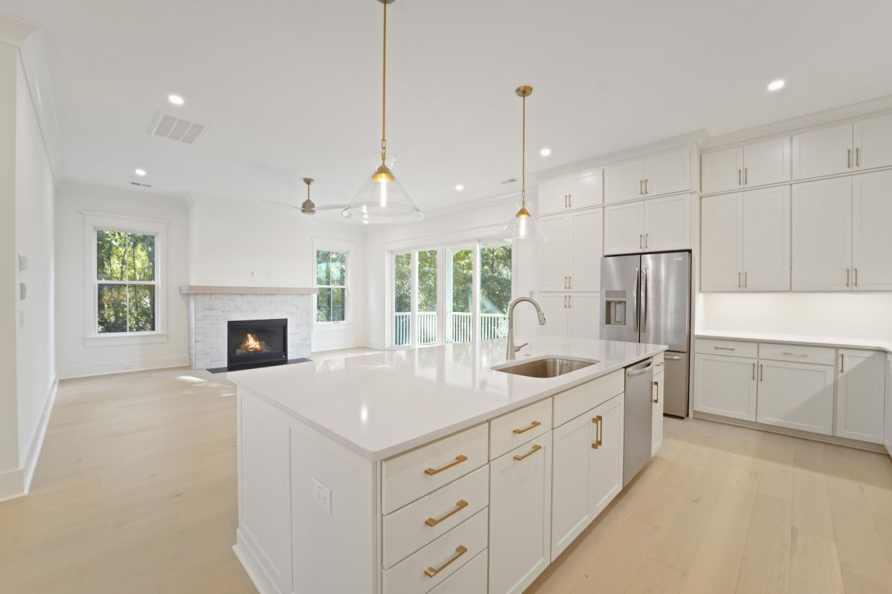 1864 Fruitwood Avenue Photo 19