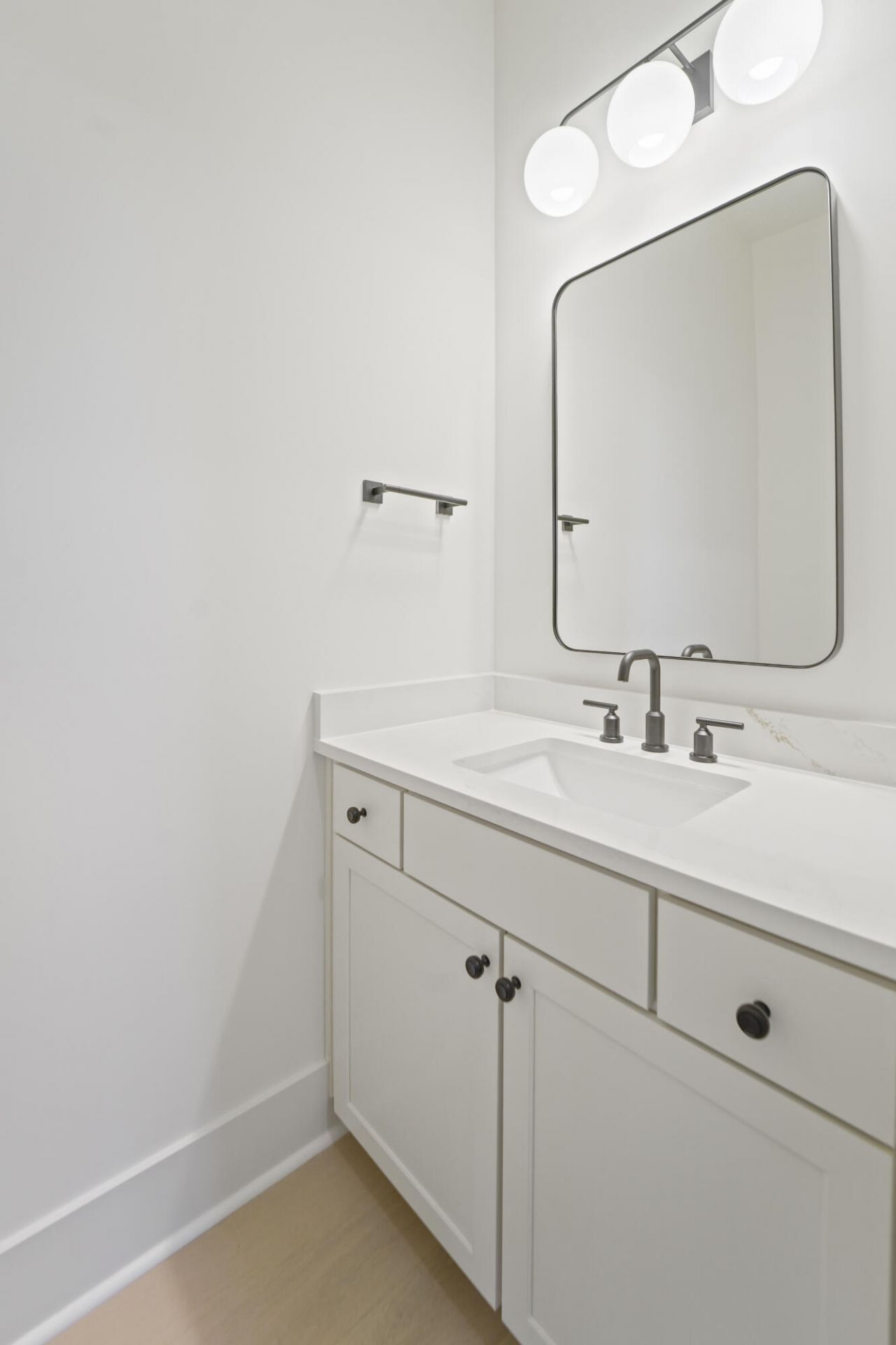 1864 Fruitwood Avenue Photo 52