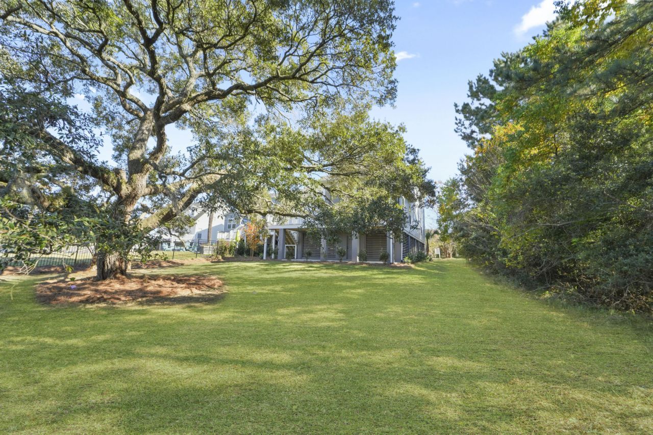 1864 Fruitwood Avenue Photo 60