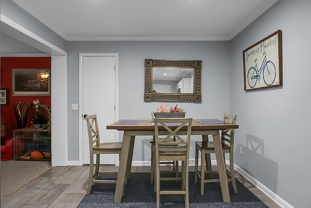 1256 Hillside Drive Photo 15