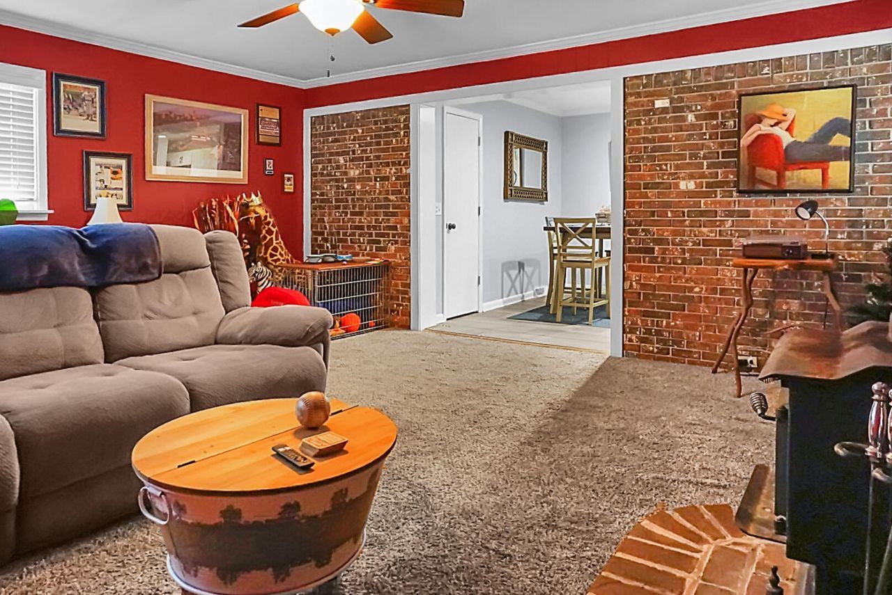 1256 Hillside Drive Photo 21