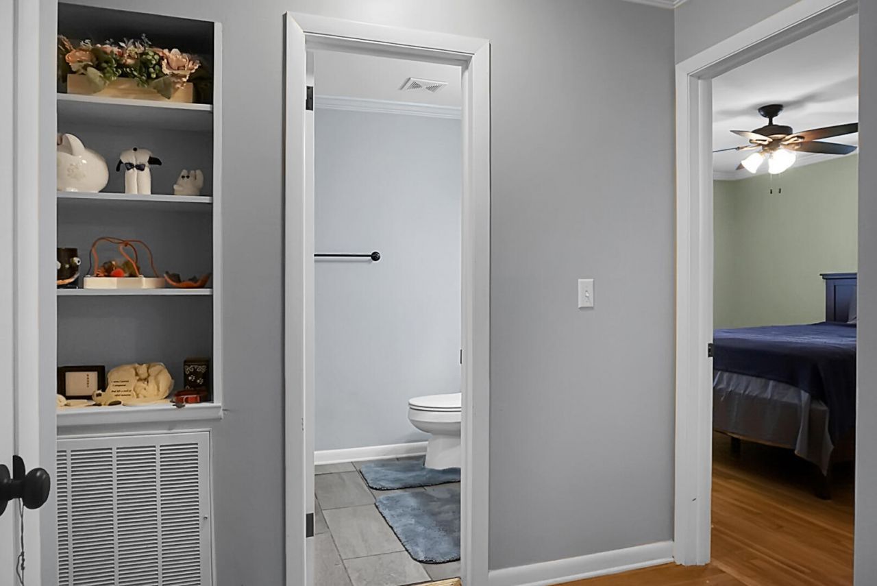 1256 Hillside Drive Photo 35