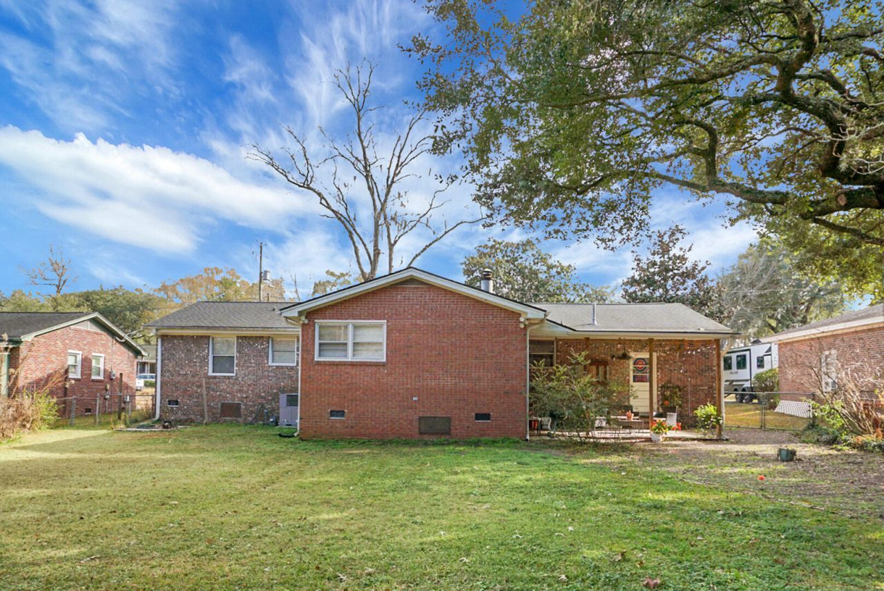 1256 Hillside Drive Photo 46