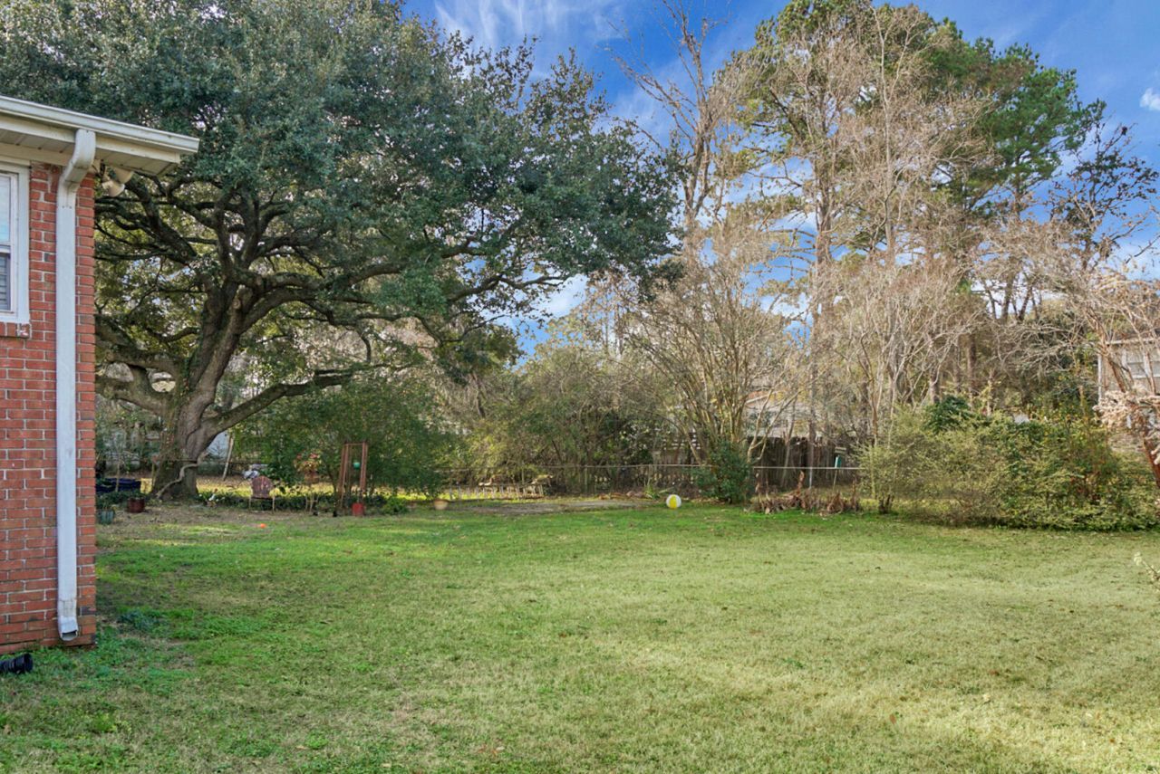 1256 Hillside Drive Photo 48