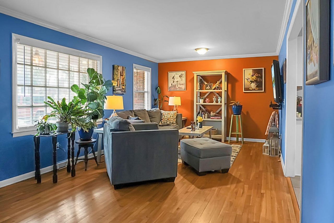 1256 Hillside Drive Photo 5