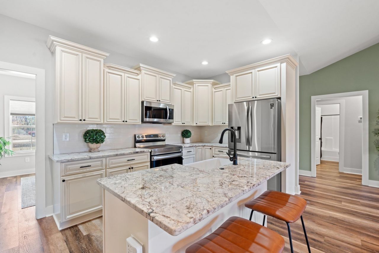 2505 Suzanne Dr. Photo 9