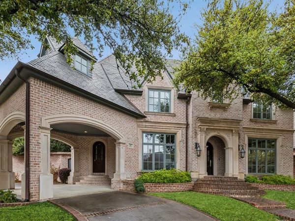 44 Armstrong Drive, Frisco, TX 75034