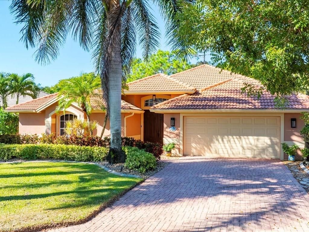 1309 Briarwood Ct, Naples, FL 34104 Photo