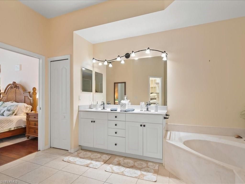 1309 Briarwood Ct, Naples, FL 34104 Photo
