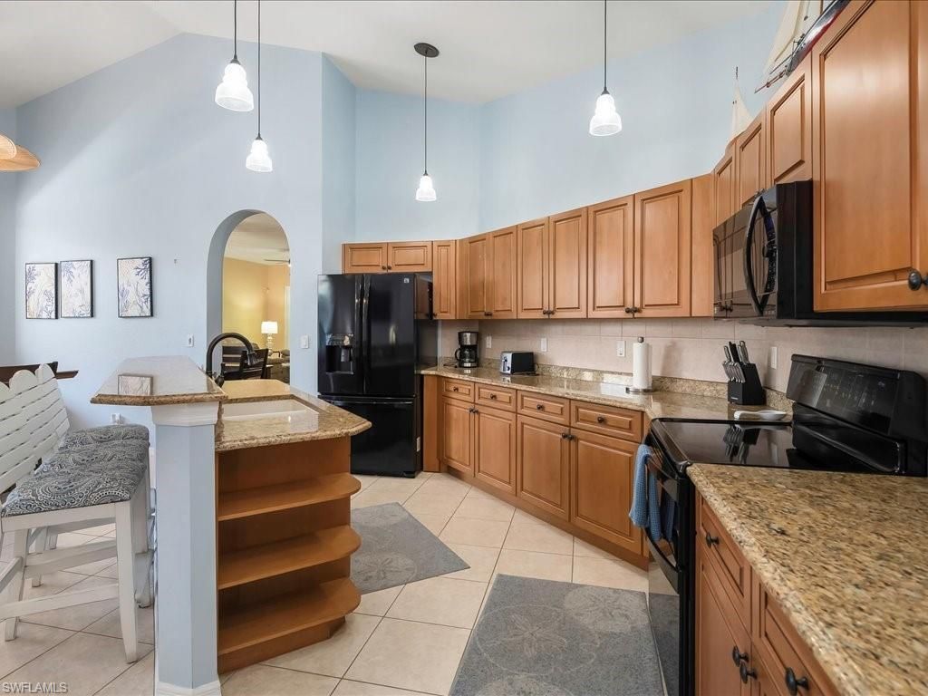 1309 Briarwood Ct, Naples, FL 34104 Photo