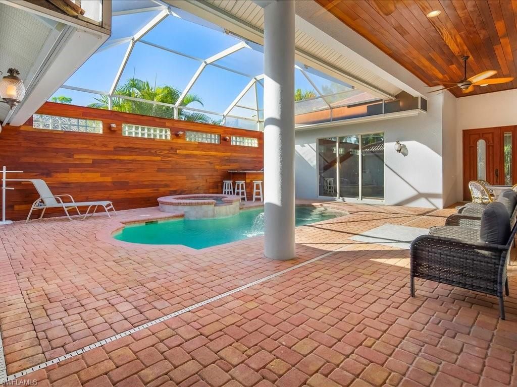 1309 Briarwood Ct, Naples, FL 34104 Photo