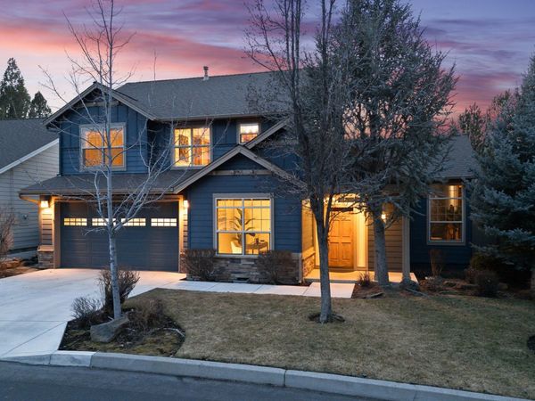 60813 Scotts Bluff Place, Bend, OR 97702