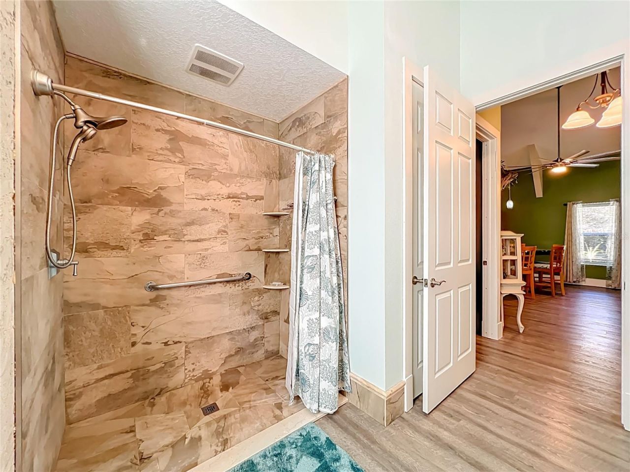 1825 Pams Way, Geneva, FL 32732 Photo