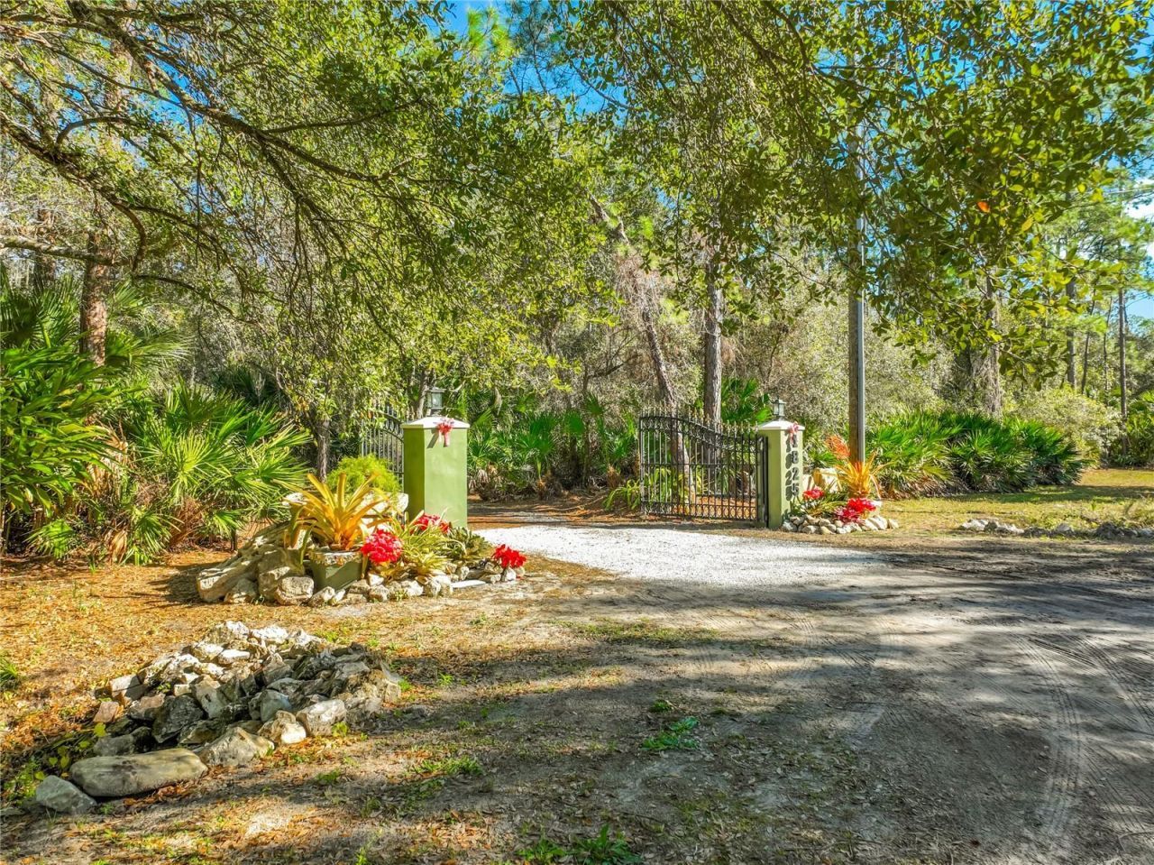 1825 Pams Way, Geneva, FL 32732 Photo