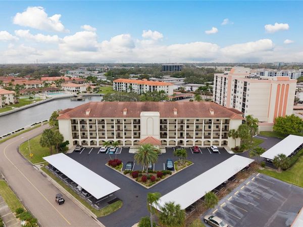 19029 US HIGHWAY 19 N, Unit 26-205, CLEARWATER, FL 33764