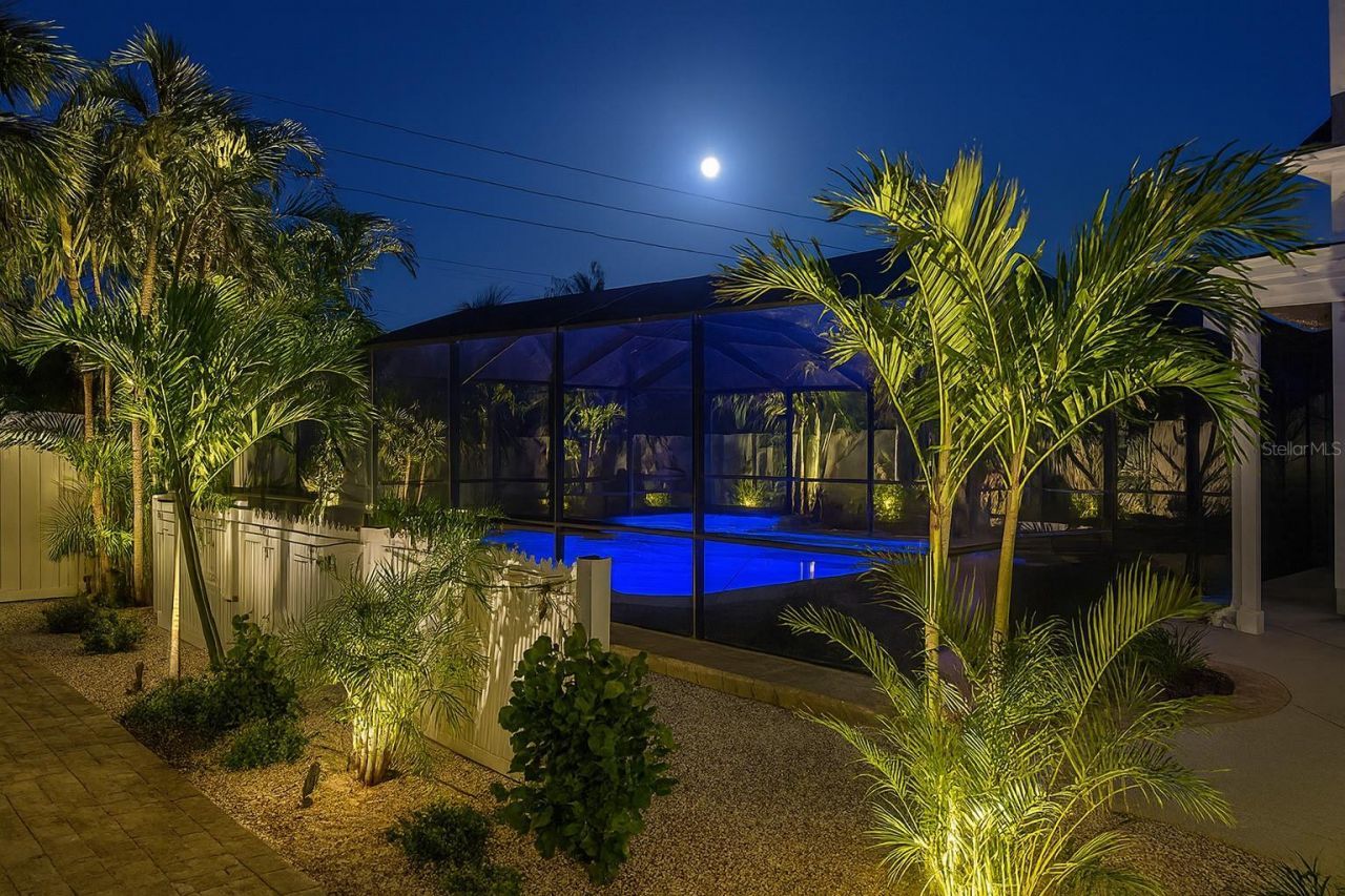 557 Florida Avenue, Palm Harbor, FL 34683 Photo