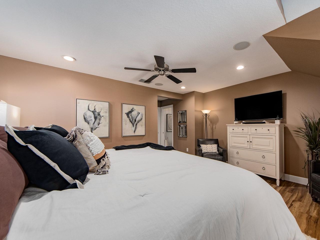 557 Florida Avenue, Palm Harbor, FL 34683 Photo