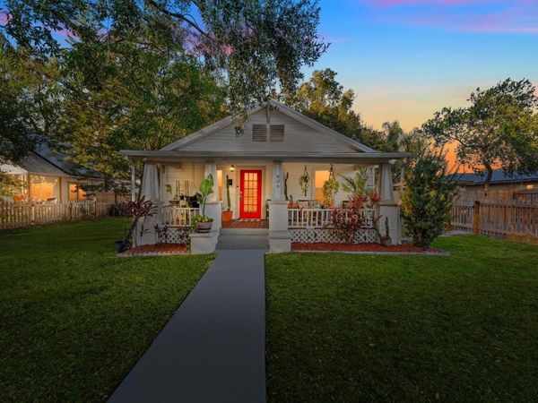 806 E LAMBRIGHT STREET, TAMPA, FL 33604