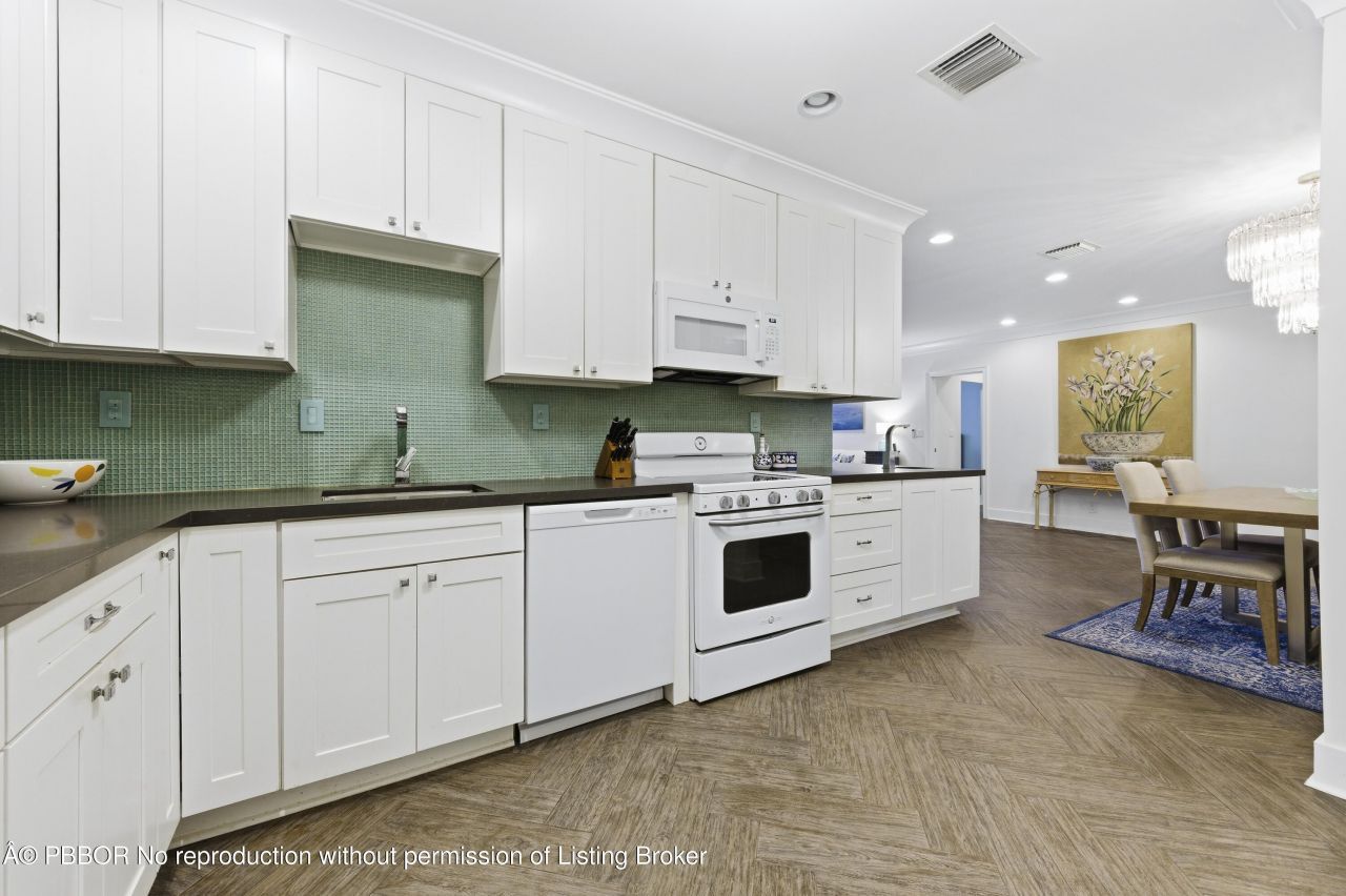 2275 S Ocean Boulevard, Unit 107N, Palm Beach, FL 33480 Photo