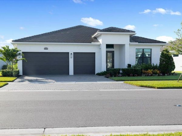 9091 SW Arco Way, Port St. Lucie, FL 34987