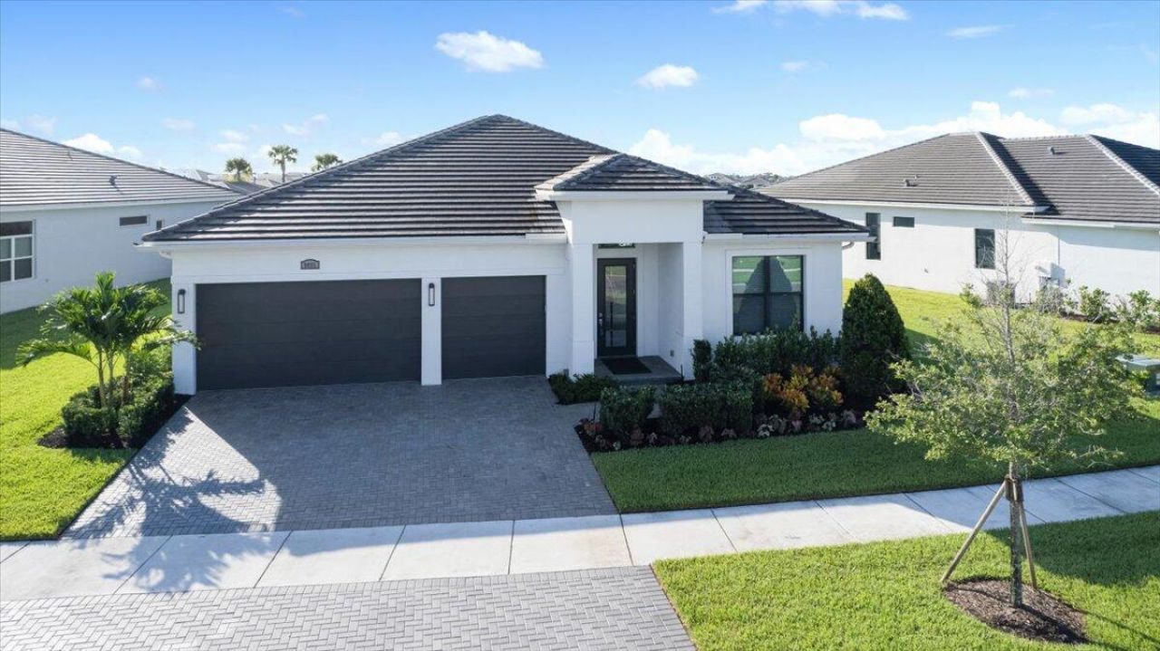 9091 SW Arco Way, Port Saint Lucie, FL 34987 Photo