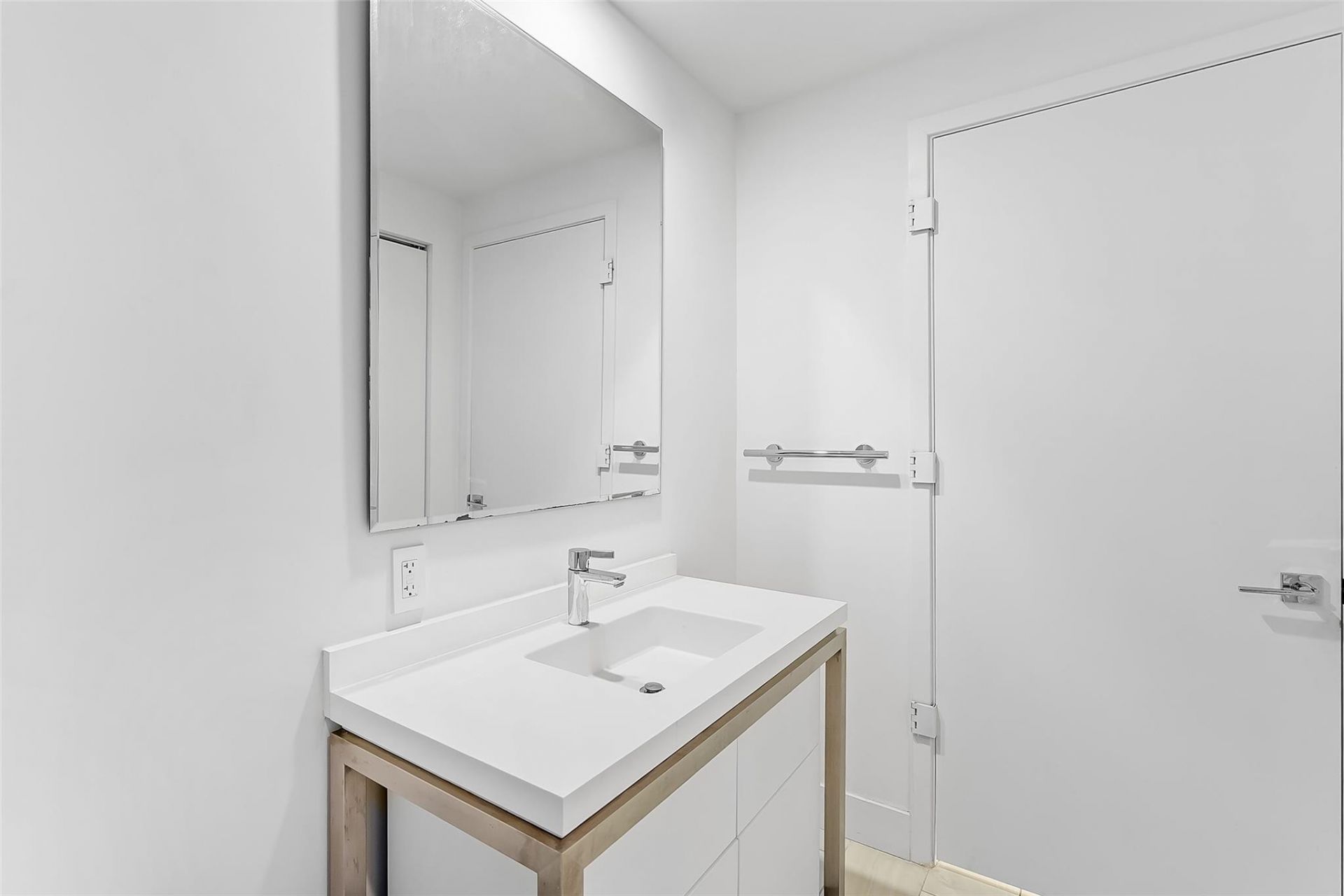 2000 Metropica Way, Unit 1410, Sunrise, FL 33323 Photo