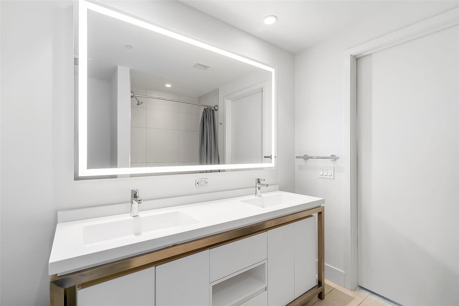 2000 Metropica Way, Unit 1410, Sunrise, FL 33323 Photo