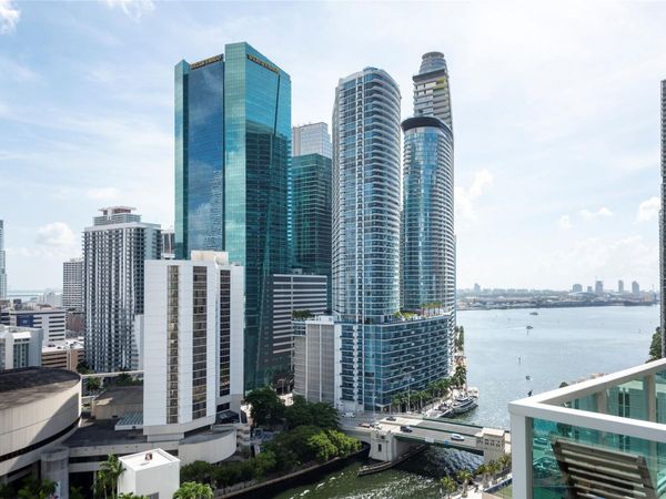 41 SE 5th St, Unit 1315, Miami, FL 33131