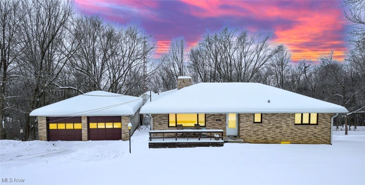 2020 Myersville Road, Akron, OH 44312 Main Photo