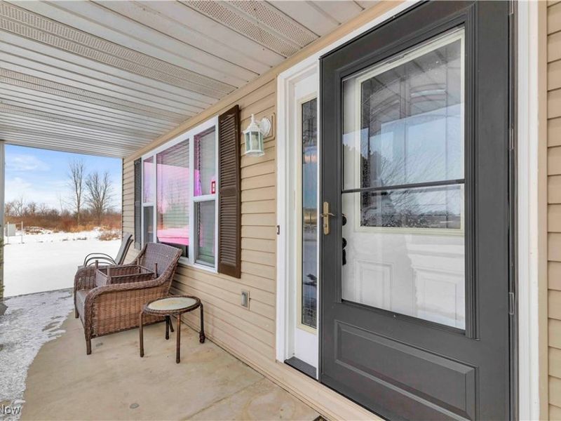 704 Black Bear Run, Lagrange, OH 44050 Photo 4