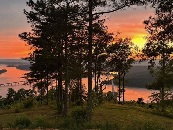 1155 Buck Crossing Drive, Guild, TN 37340