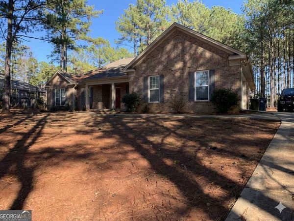 350 Mountain Creek Drive, Hamilton, GA 31811