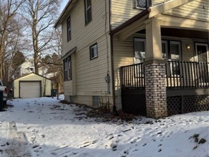 1235 Bellows Street, Akron, OH 44301 Photo 2