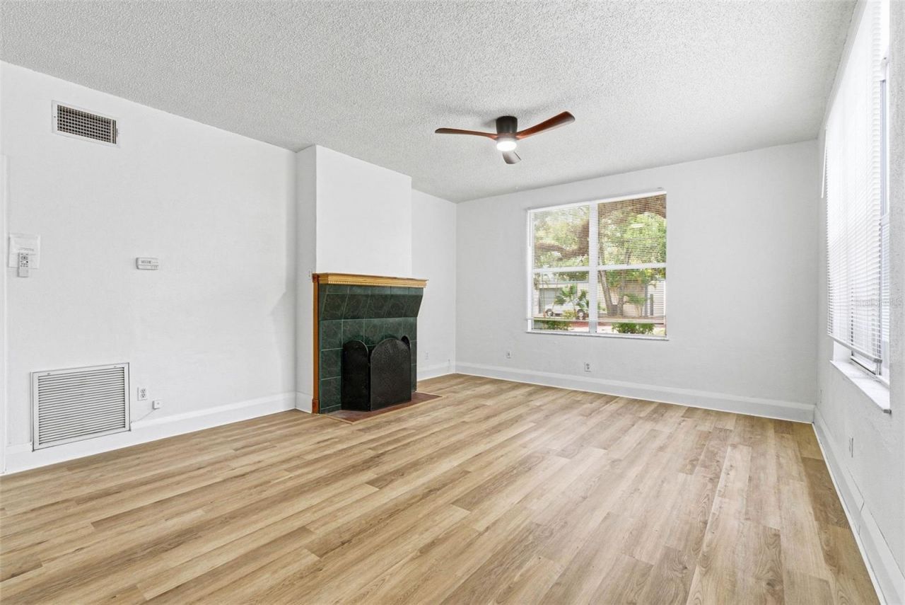 1706 4th Avenue E, Bradenton, FL 34208 Photo