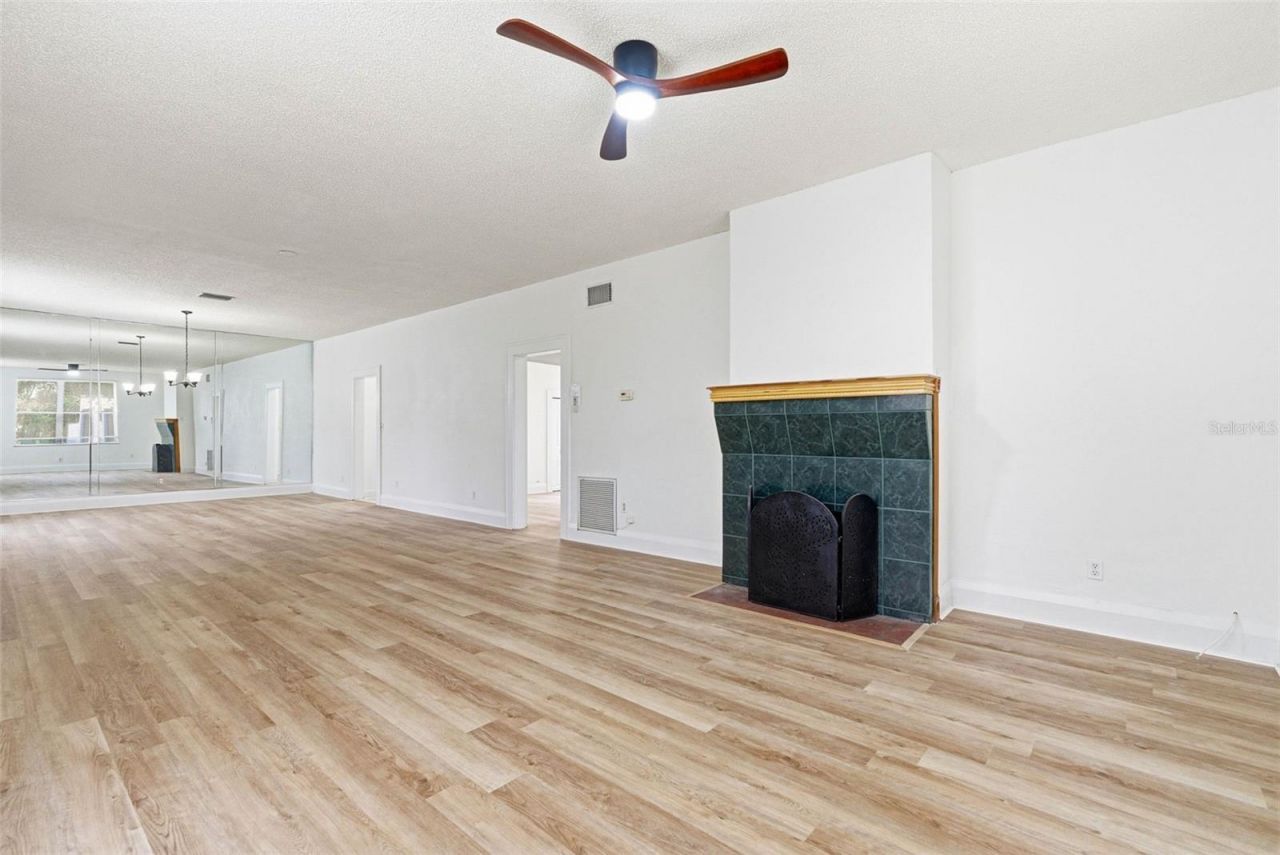 1706 4th Avenue E, Bradenton, FL 34208 Photo