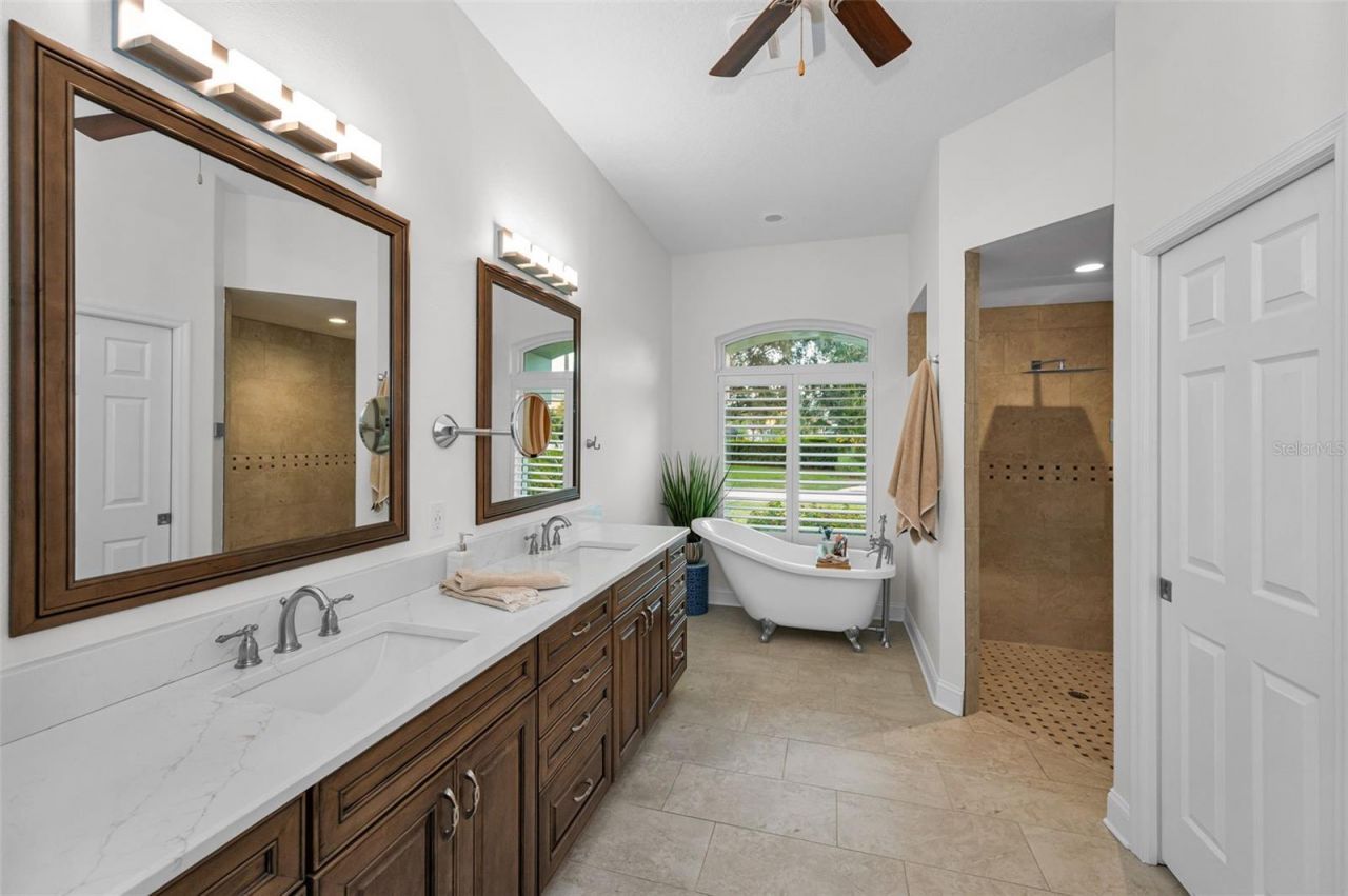 4626 Ayron Terrace, Palm Harbor, FL 34685 Photo