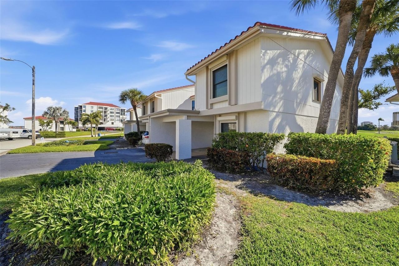 6260 Sun Boulevard, Unit 4, Saint Petersburg, FL 33715 Photo