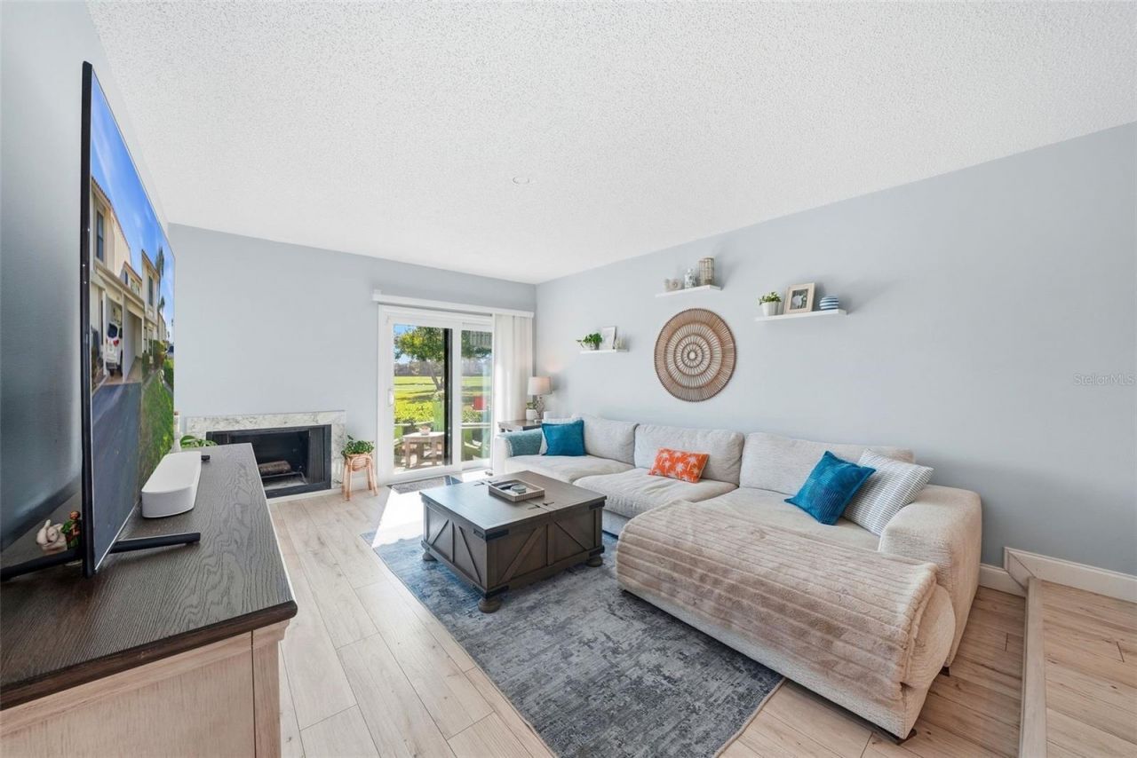 6260 Sun Boulevard, Unit 4, Saint Petersburg, FL 33715 Photo