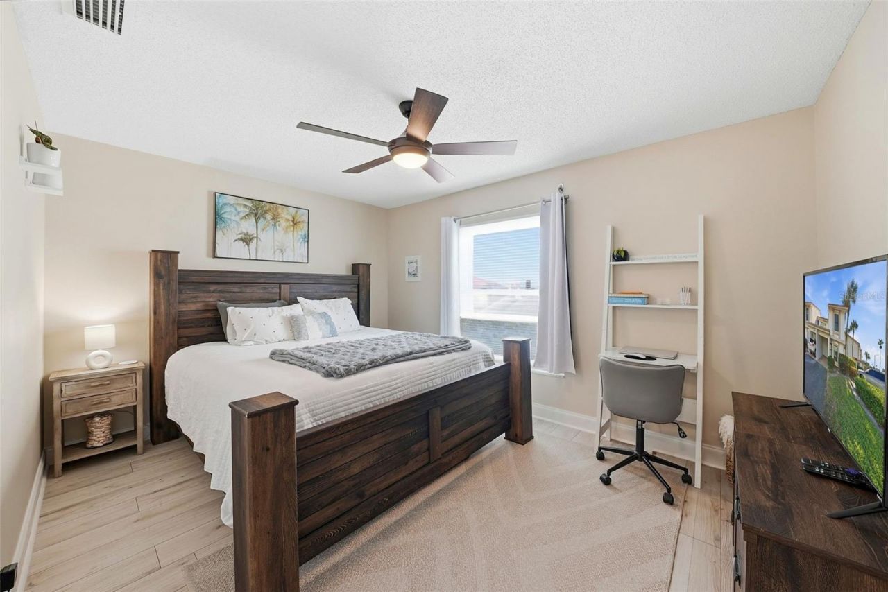 6260 Sun Boulevard, Unit 4, Saint Petersburg, FL 33715 Photo