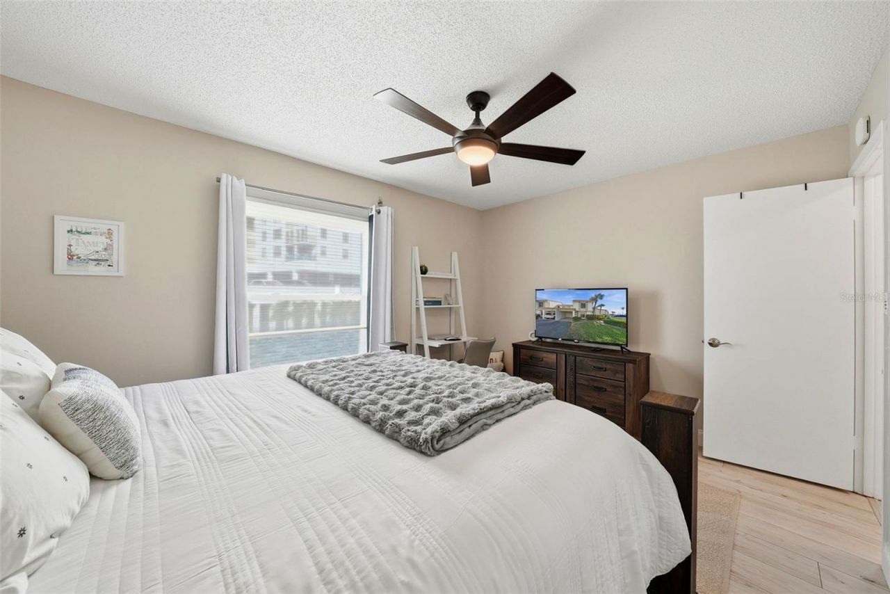 6260 Sun Boulevard, Unit 4, Saint Petersburg, FL 33715 Photo