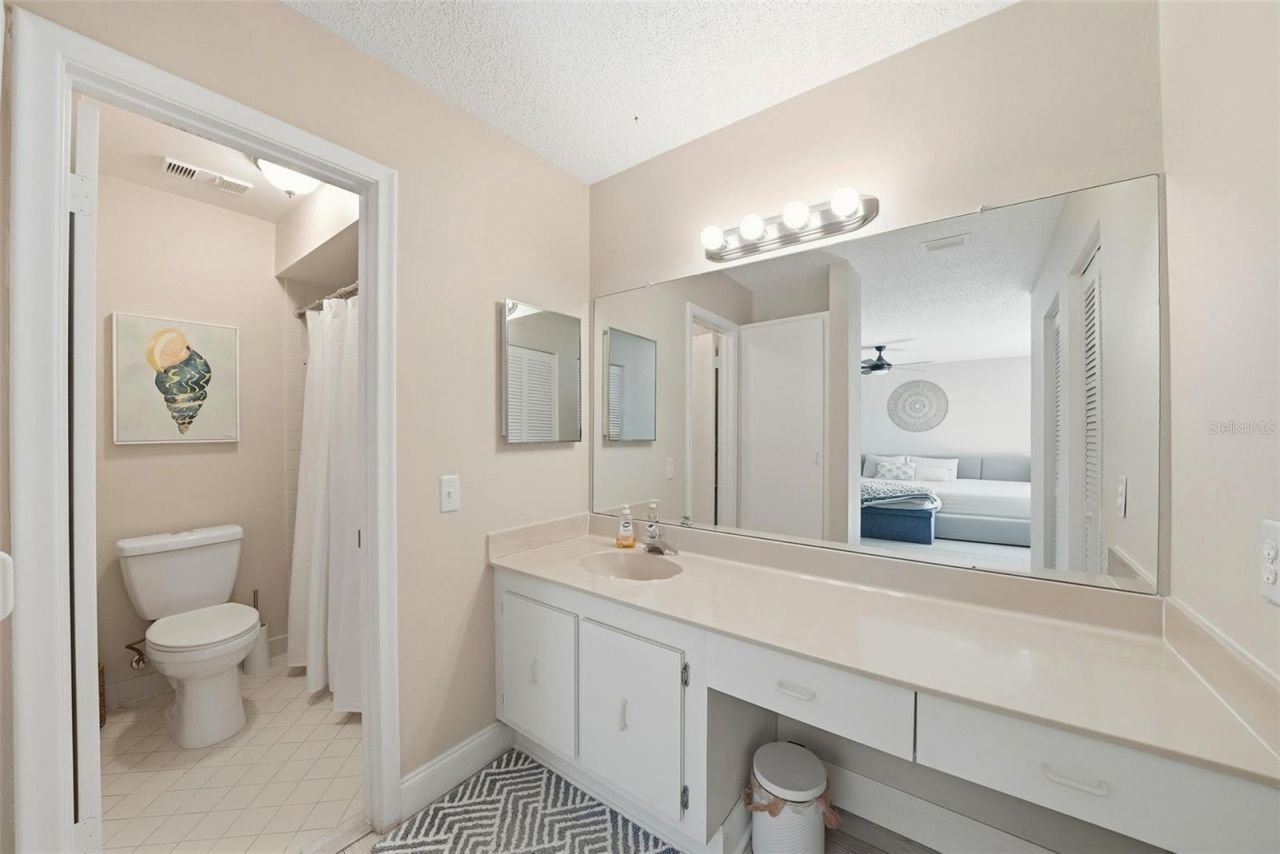 6260 Sun Boulevard, Unit 4, Saint Petersburg, FL 33715 Photo
