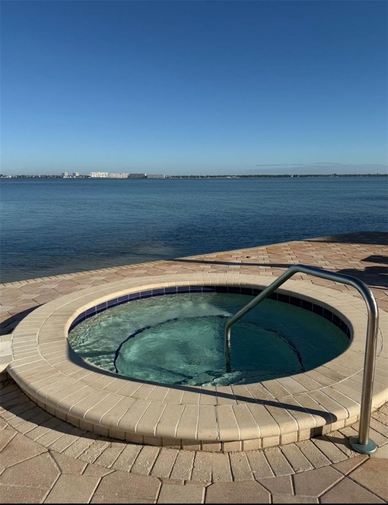 6260 Sun Boulevard, Unit 4, Saint Petersburg, FL 33715 Photo