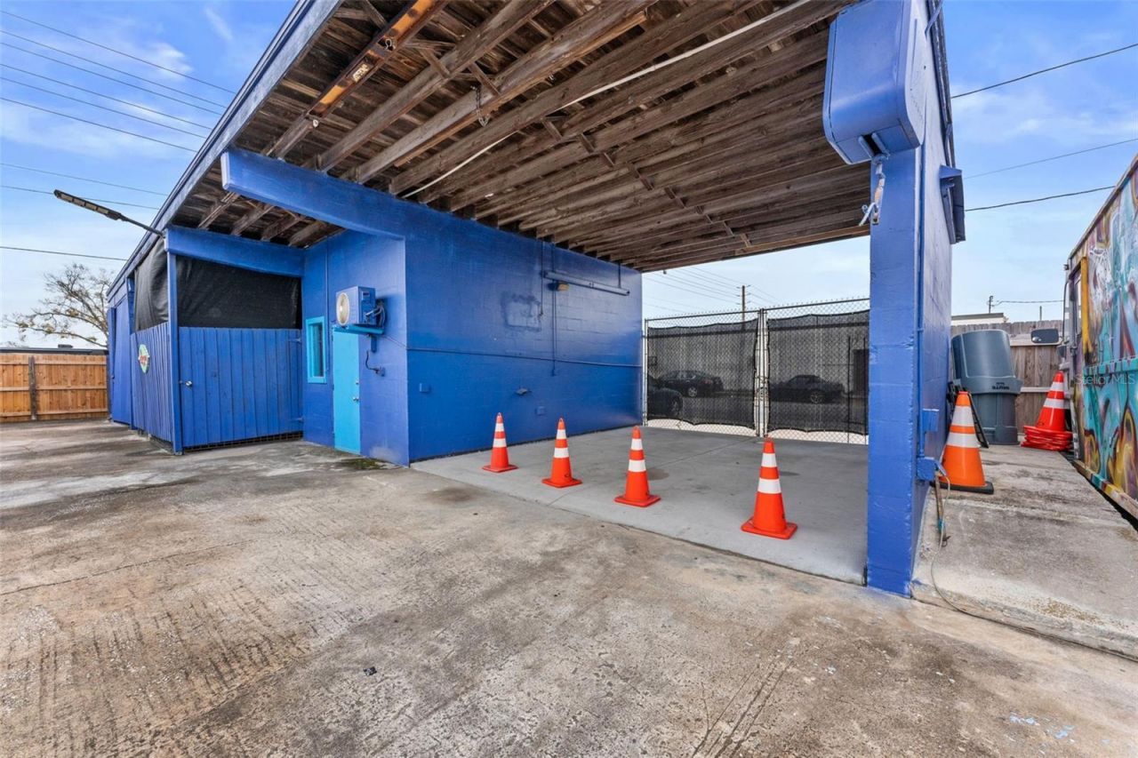 701 49th Street S, Gulfport, FL 33707 Photo