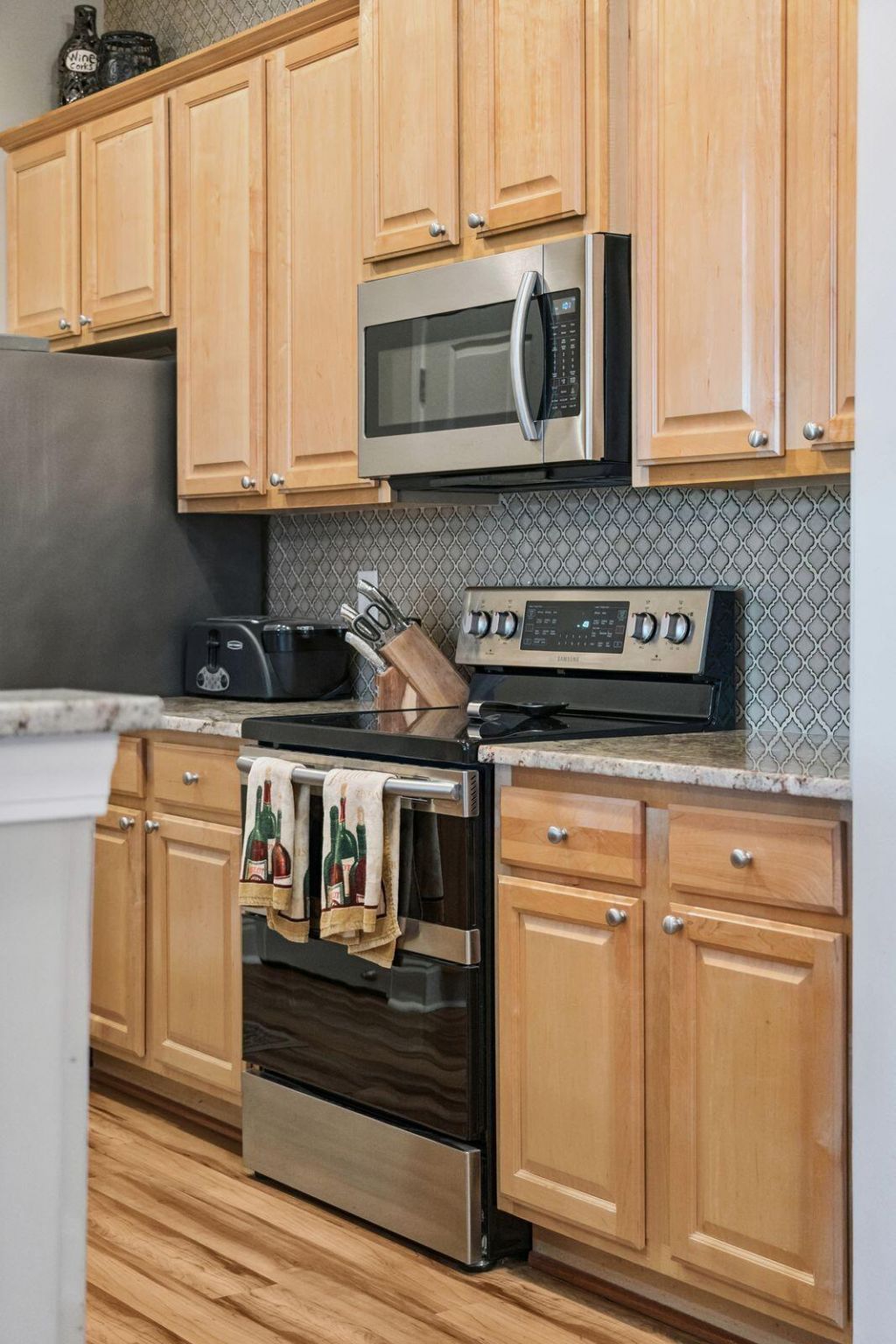 200 River Landing Drive Photo 15