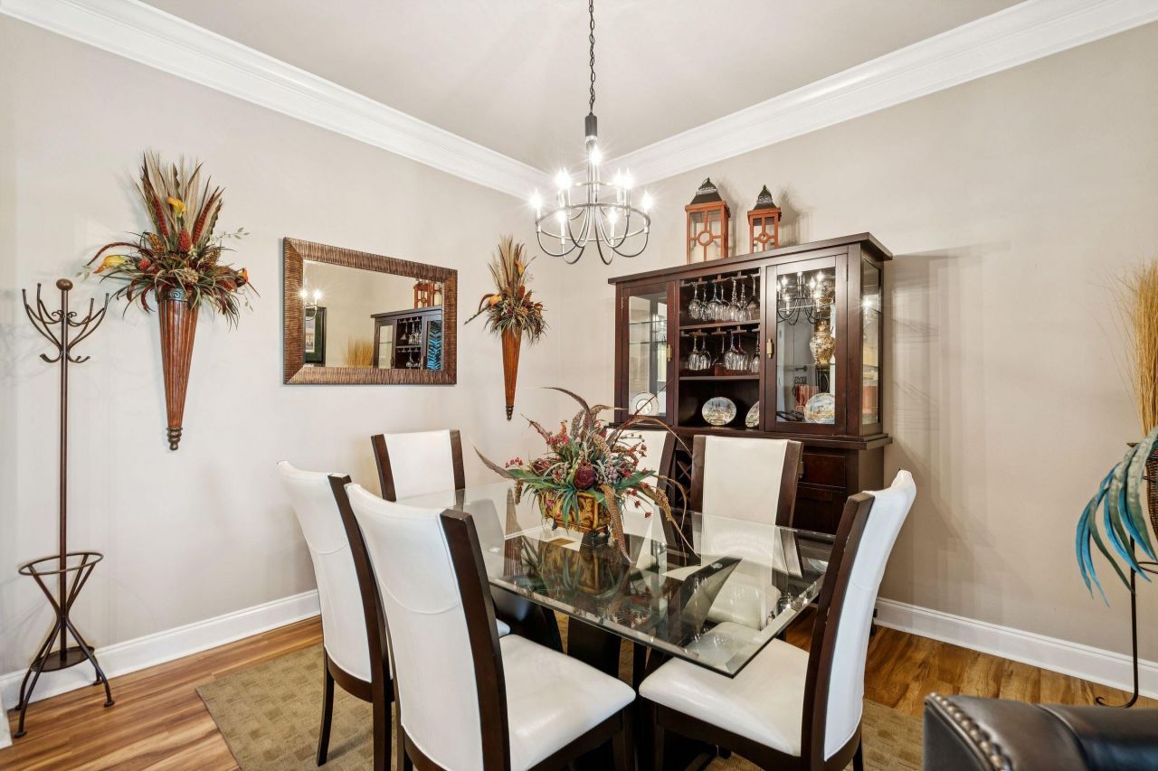 200 River Landing Drive Photo 18